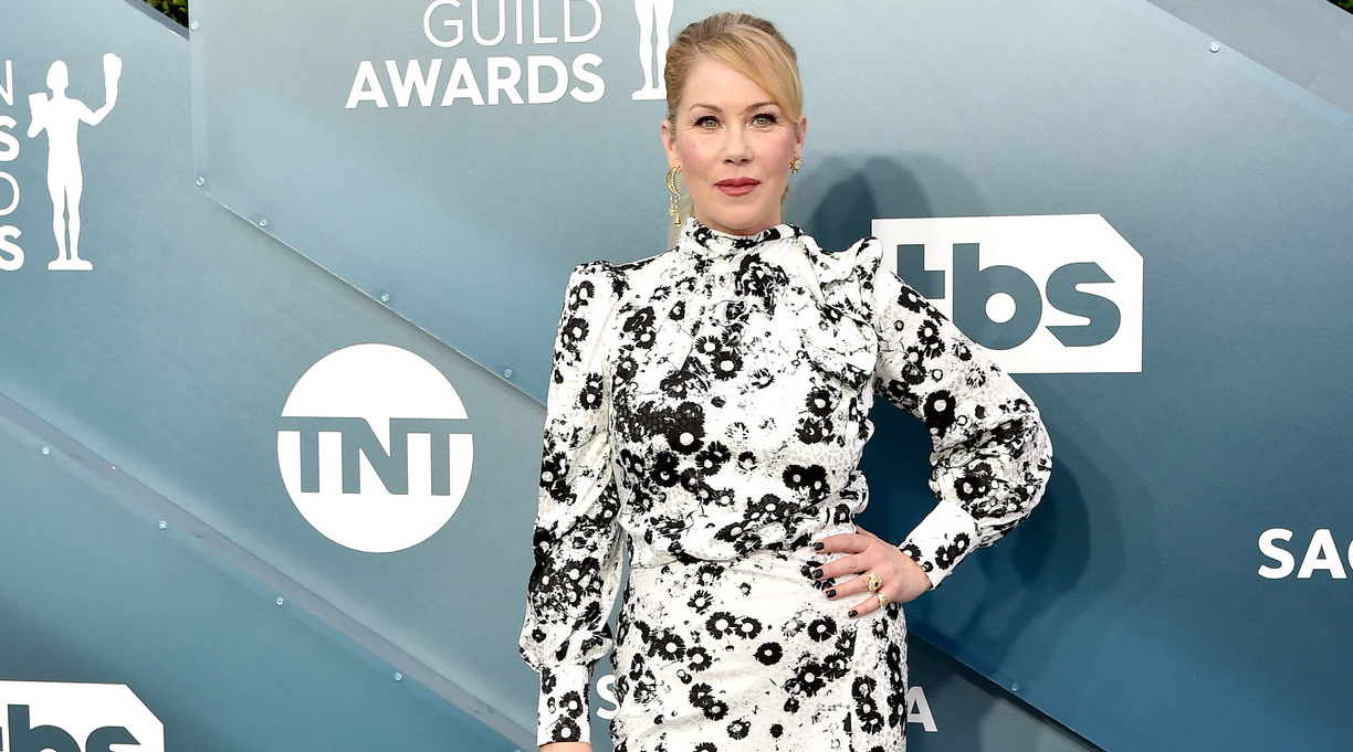New Memoir by Christina Applegate Coming in 2026